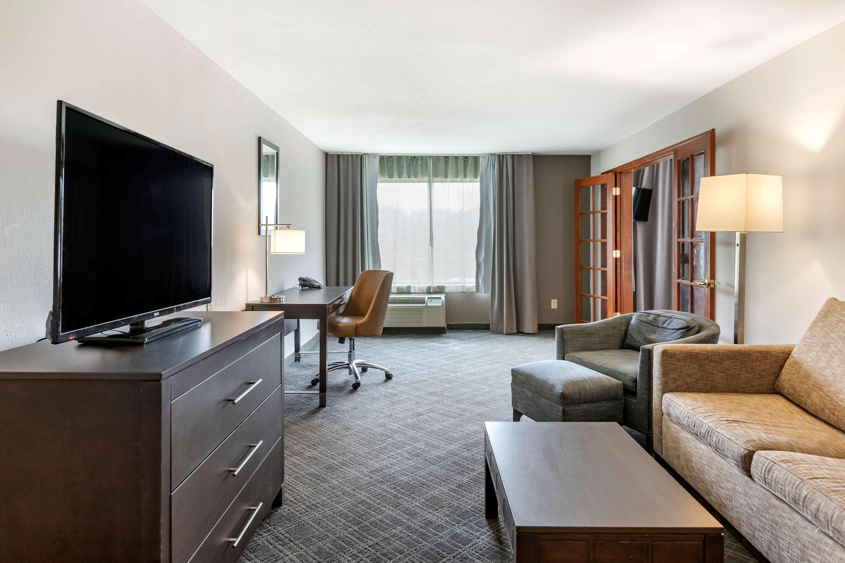 Comfort Inn & Suites Grand Blanc-Flint Экстерьер фото