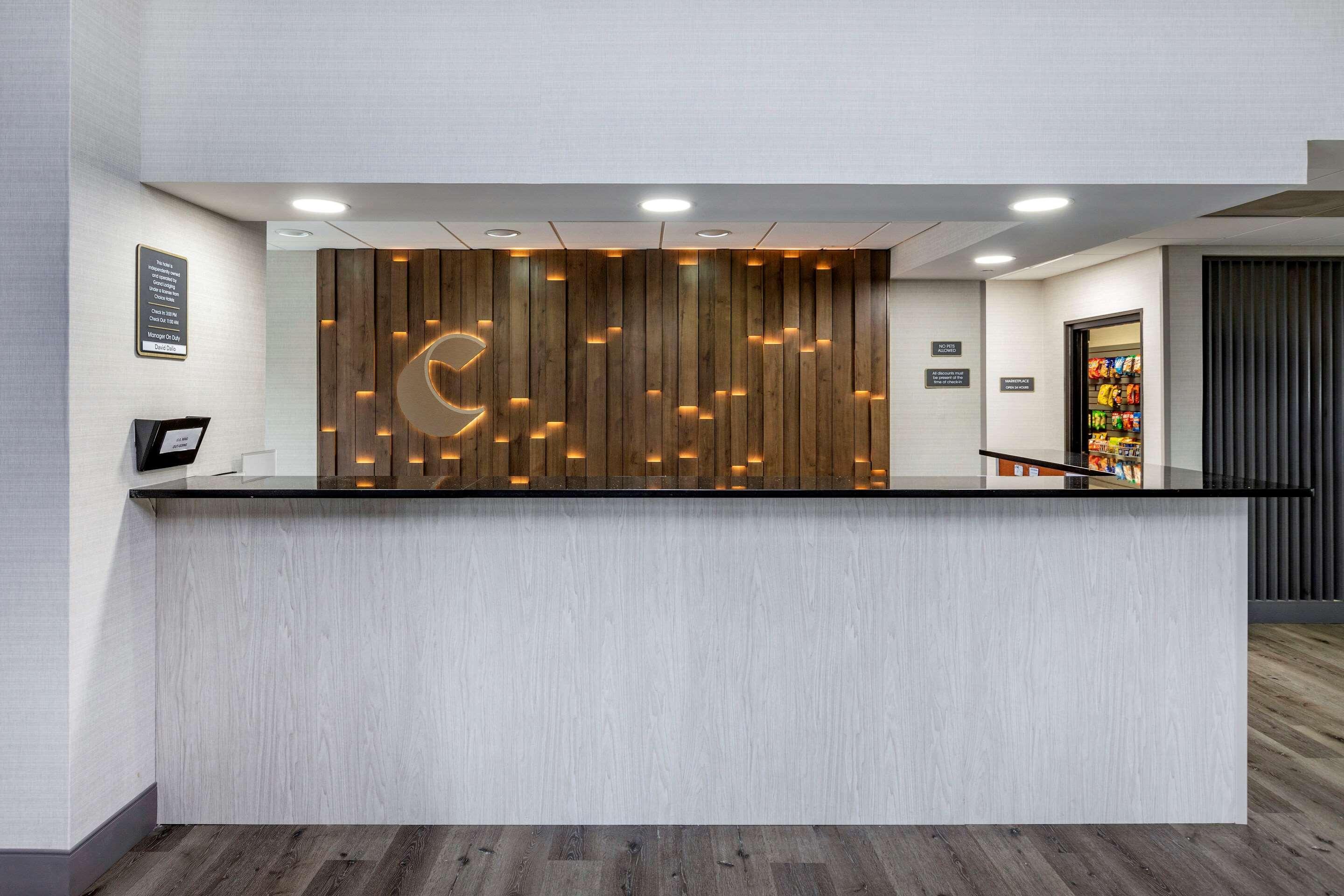 Comfort Inn & Suites Grand Blanc-Flint Экстерьер фото