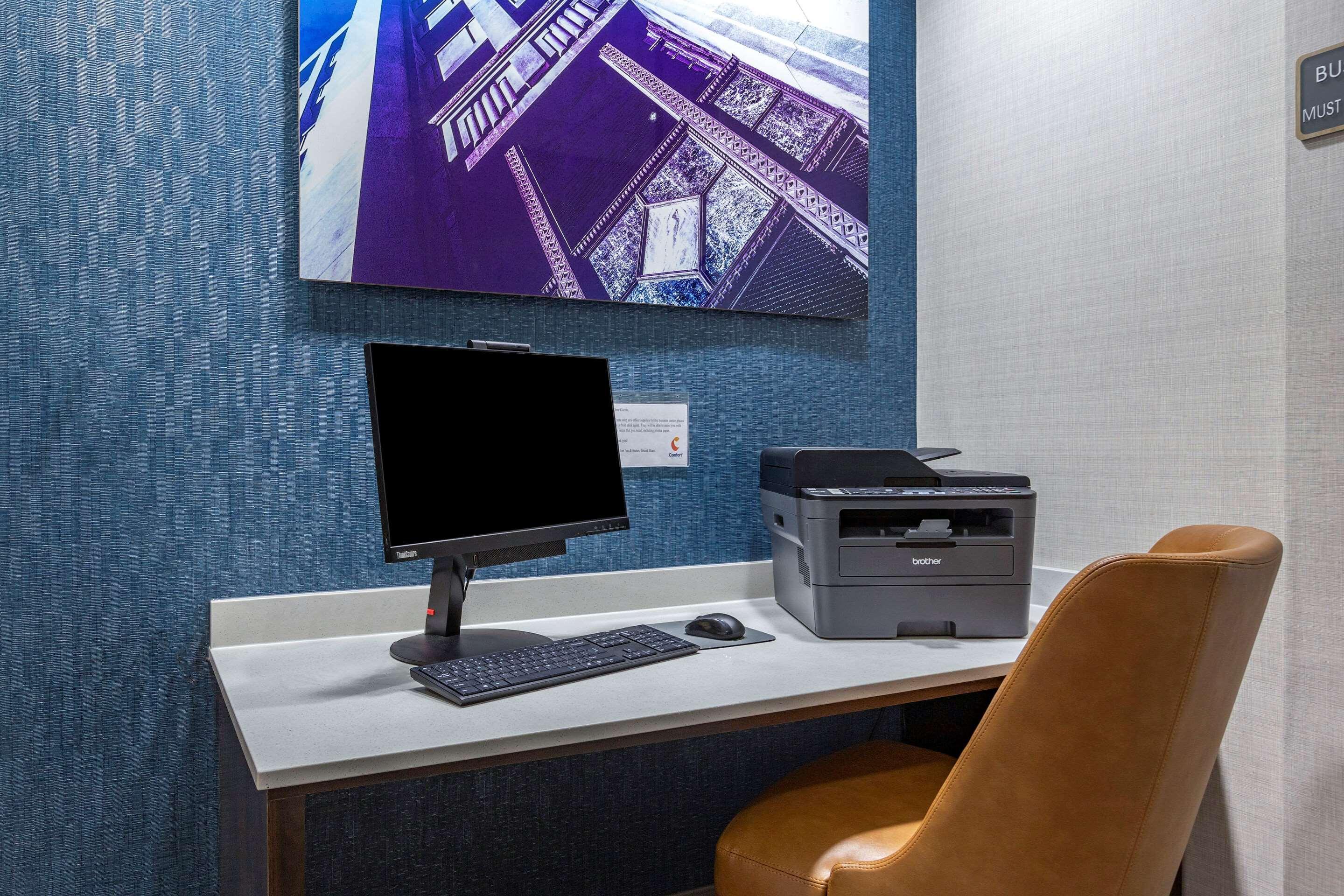 Comfort Inn & Suites Grand Blanc-Flint Экстерьер фото